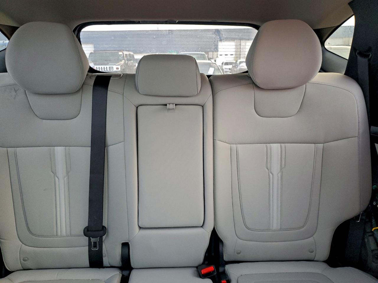 2025 HYUNDAI TUCSON SEL photo 10