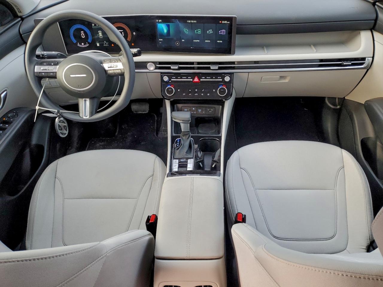 2025 HYUNDAI TUCSON SEL photo 8
