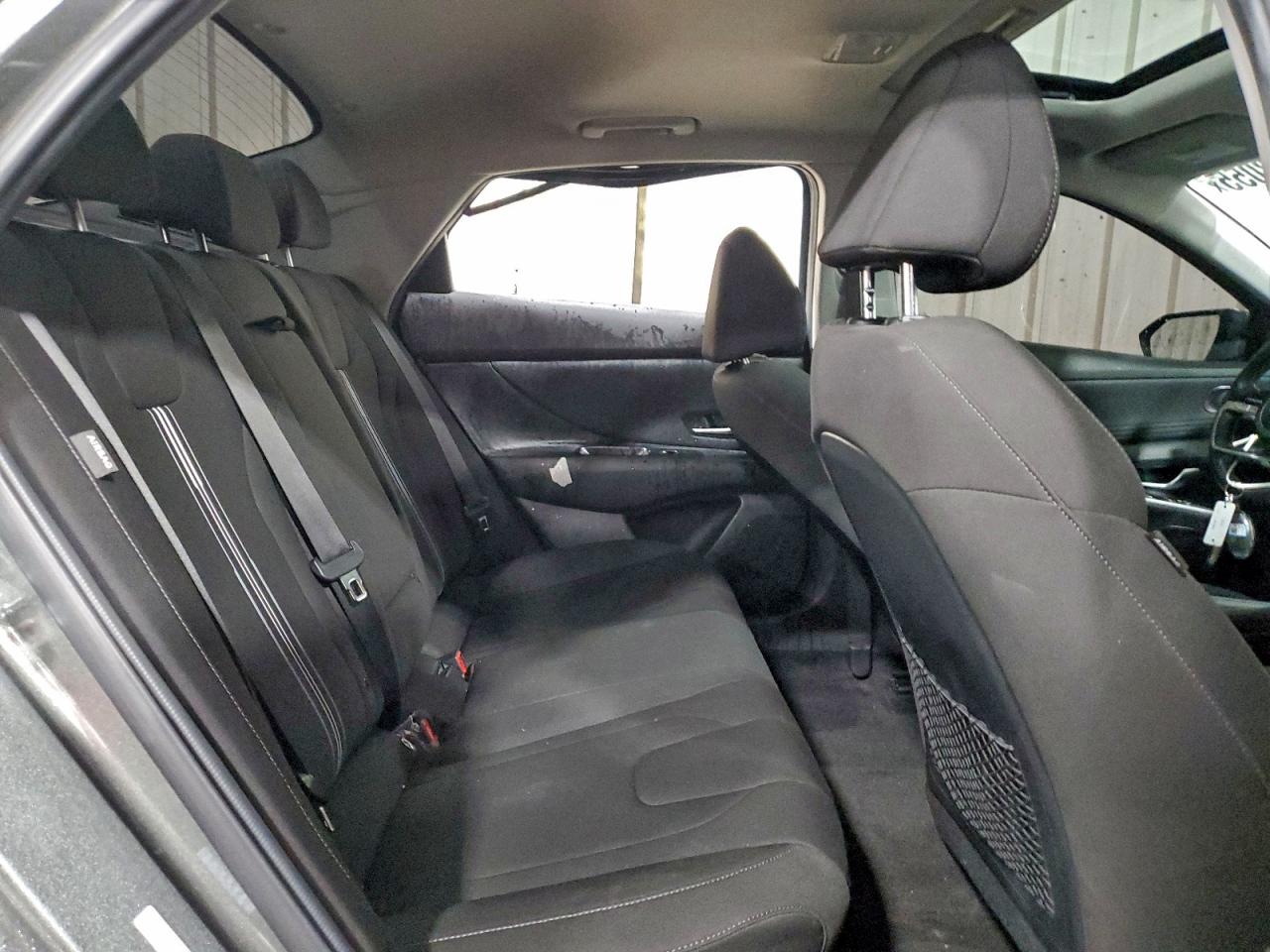 2024 HYUNDAI ELANTRA SEL photo 10