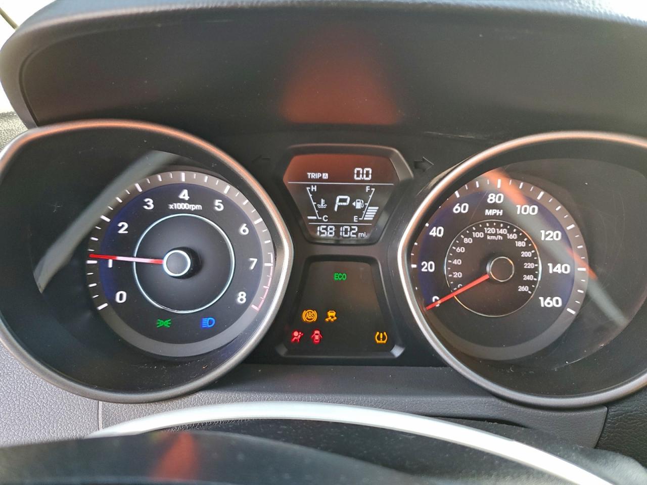 2015 HYUNDAI ELANTRA SE photo 9