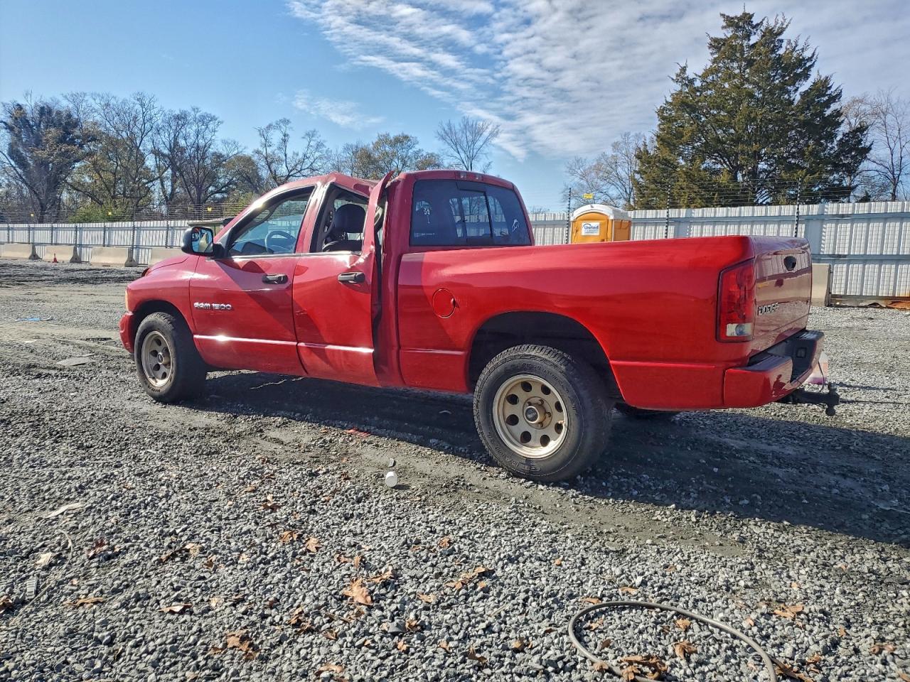 2003 DODGE RAM 1500 ST photo 2