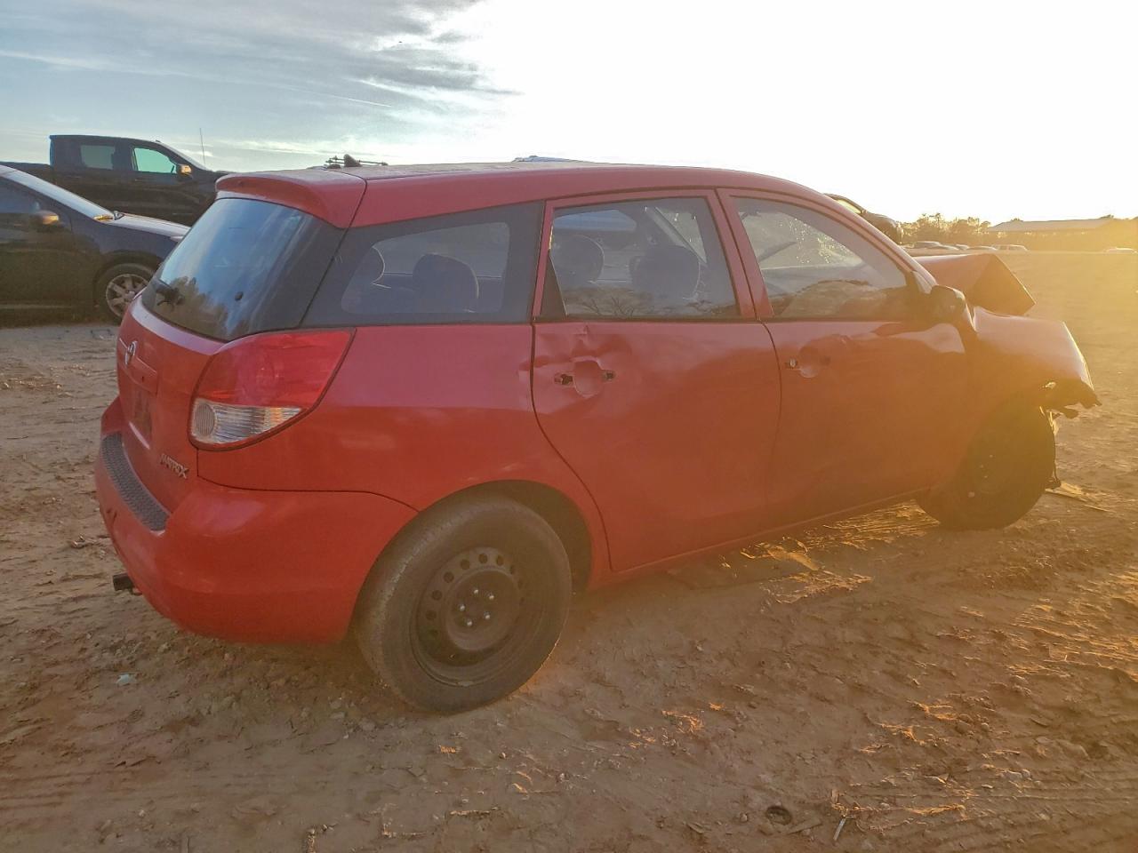 2003 TOYOTA COROLLA MATRIX XR photo 3