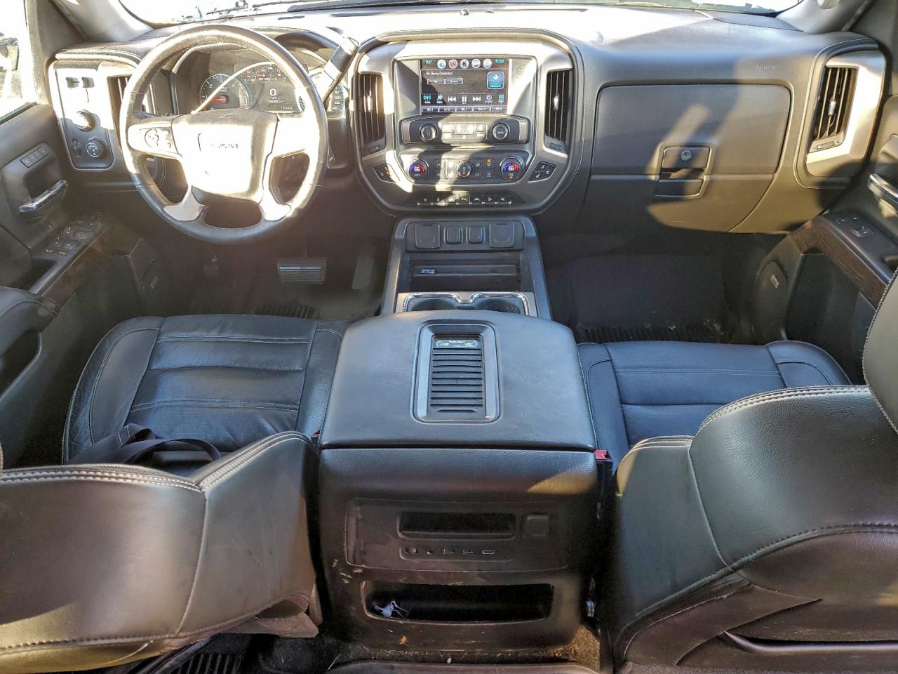 2017 GMC SIERRA K1500 DENALI photo 8