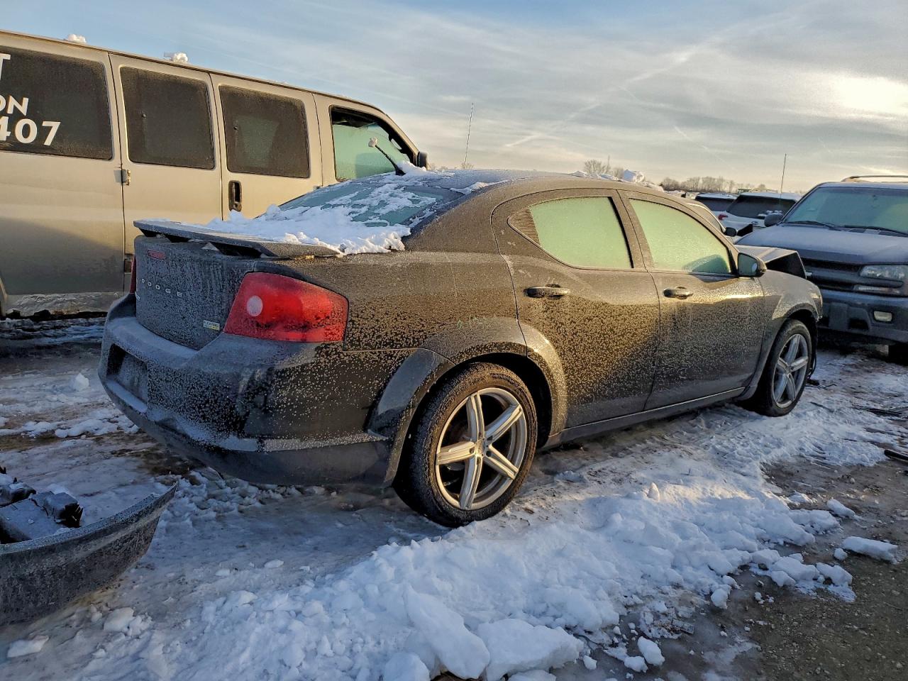 2011 DODGE AVENGER MAINSTREET photo 3