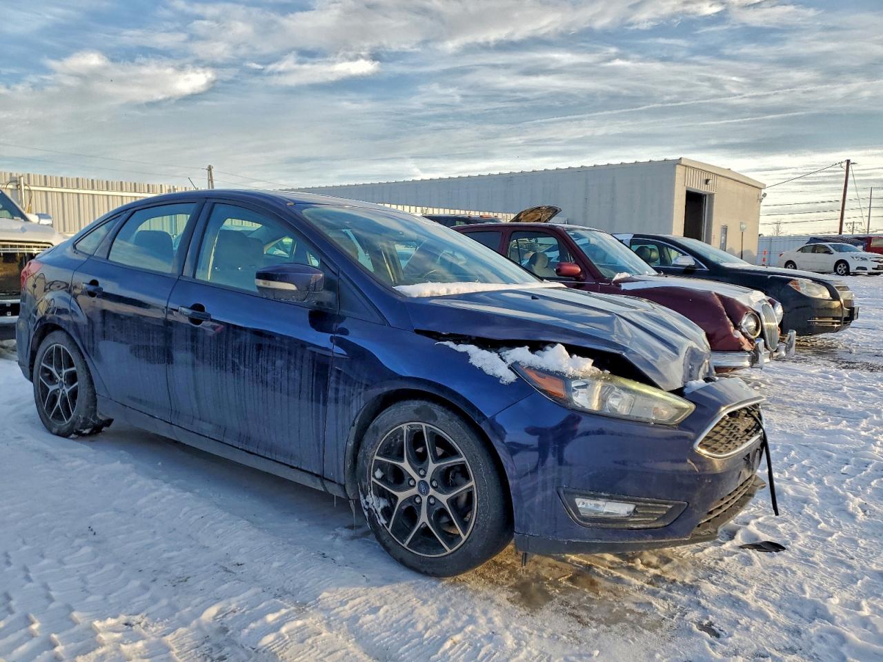2017 FORD FOCUS SEL photo 4