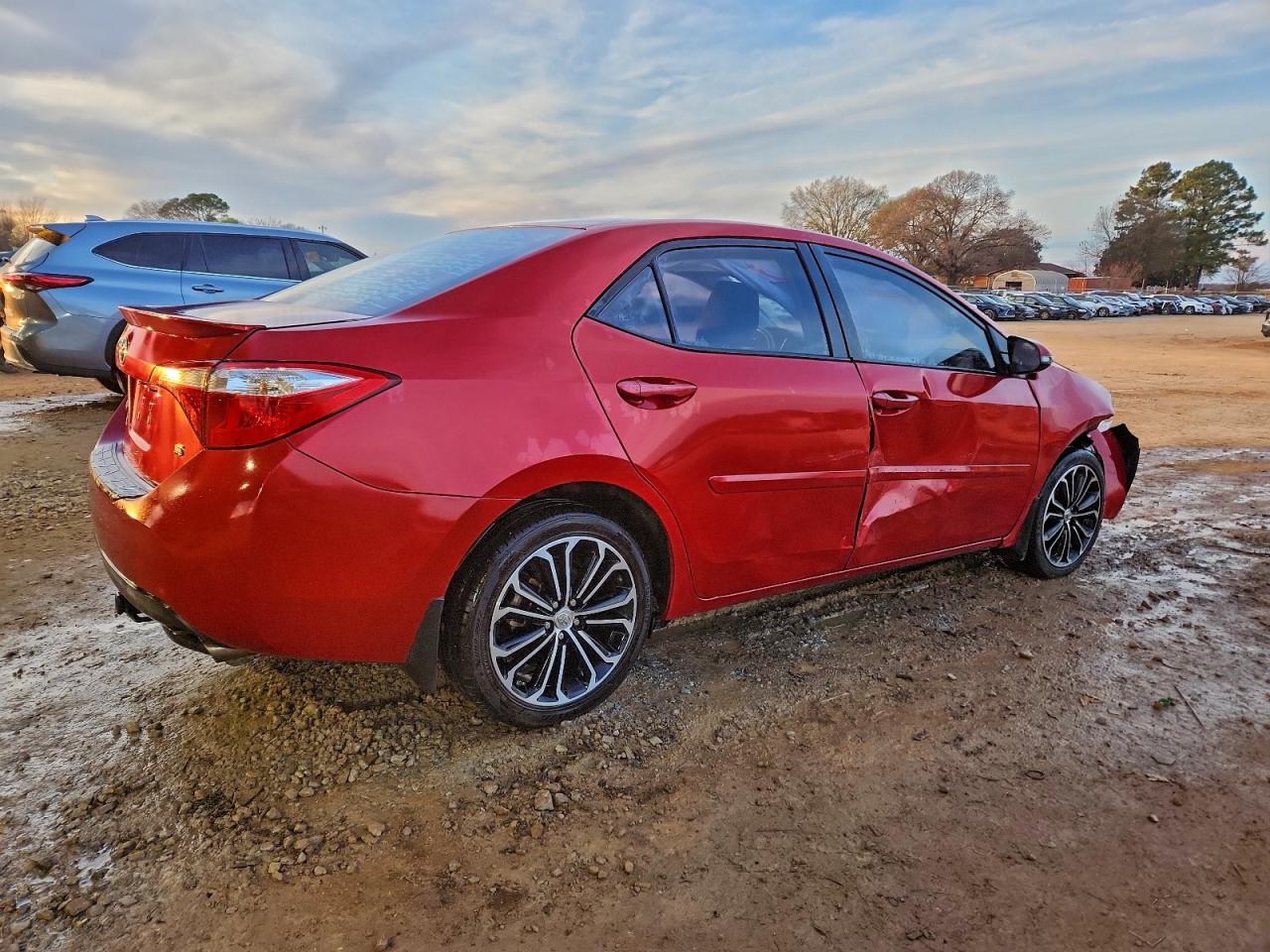 2016 TOYOTA COROLLA L photo 3