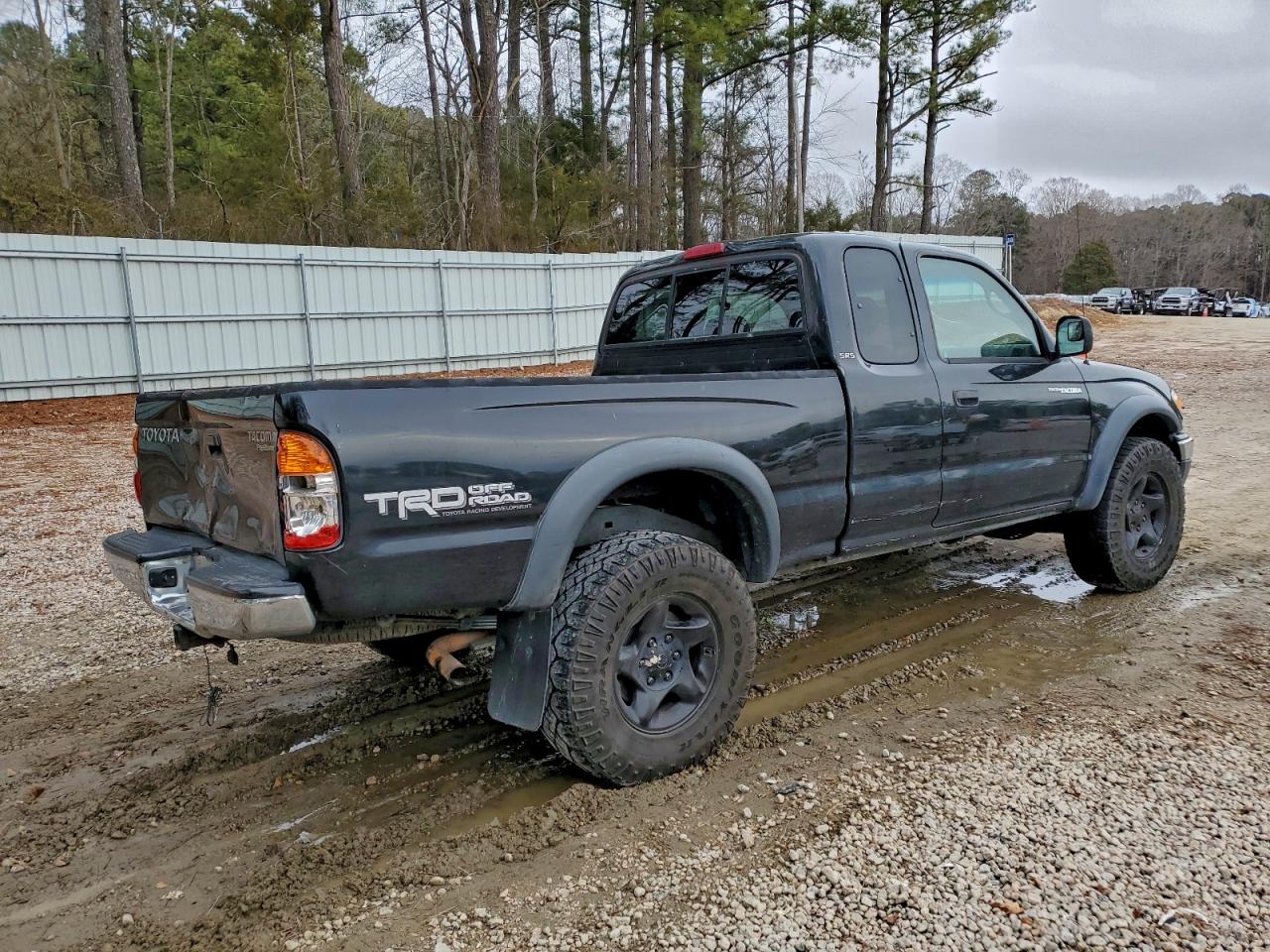2004 TOYOTA TACOMA XTRACAB PRERUNNER photo 3