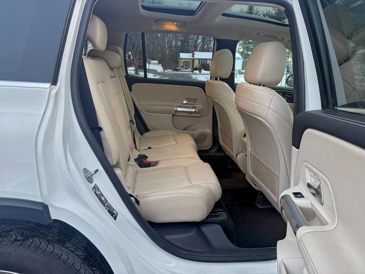 2020 MERCEDES-BENZ GLB 250 4MATIC photo 6
