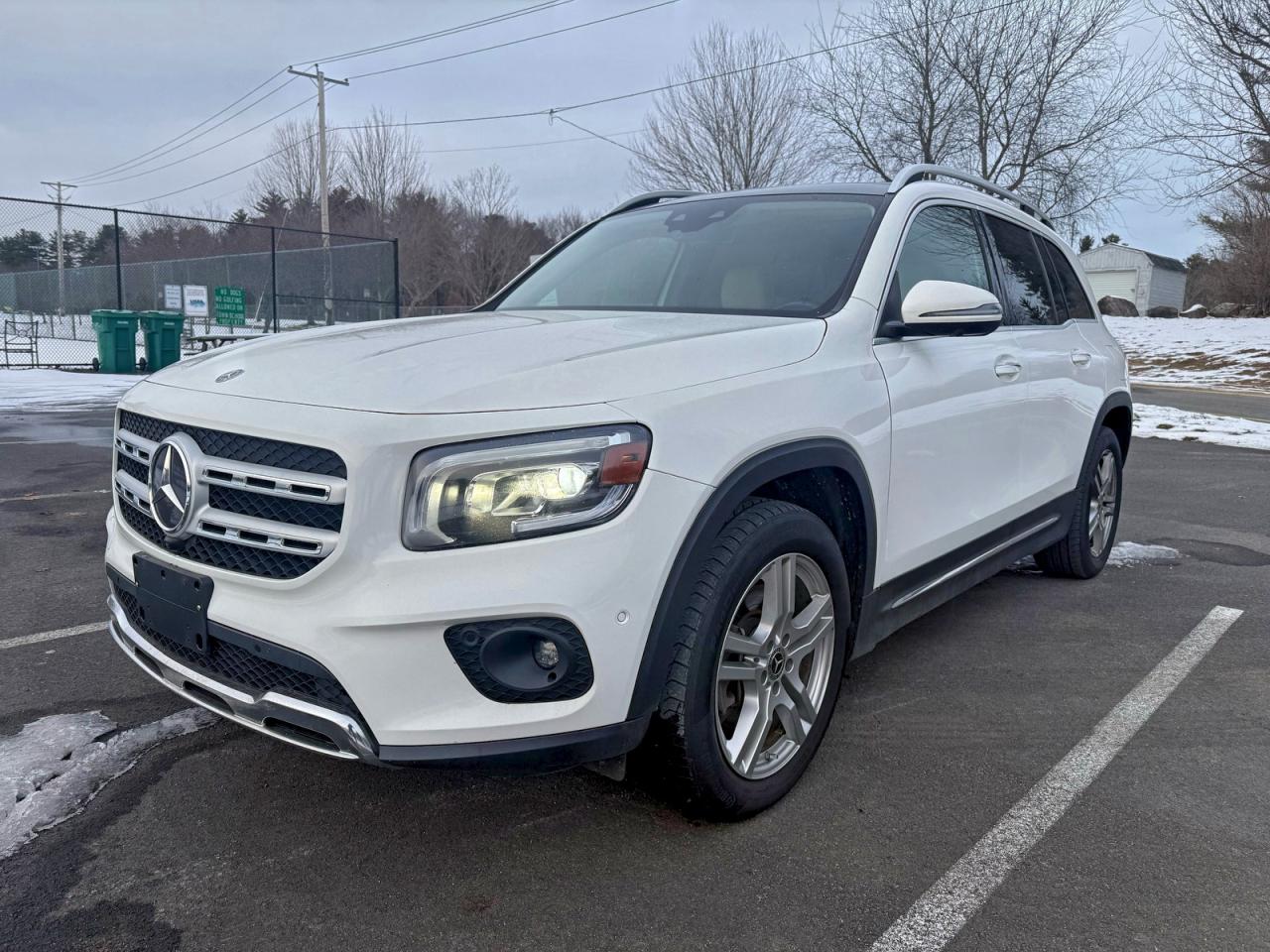 2020 MERCEDES-BENZ GLB 250 4MATIC — NORMAL WEAR damage — photo 1