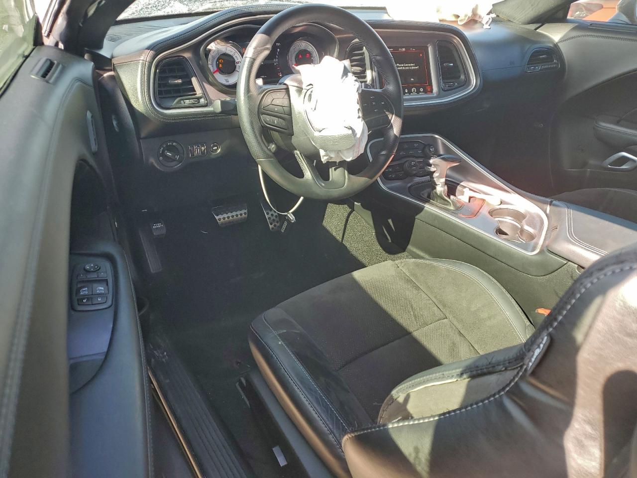 2022 DODGE CHALLENGER R/T photo 8