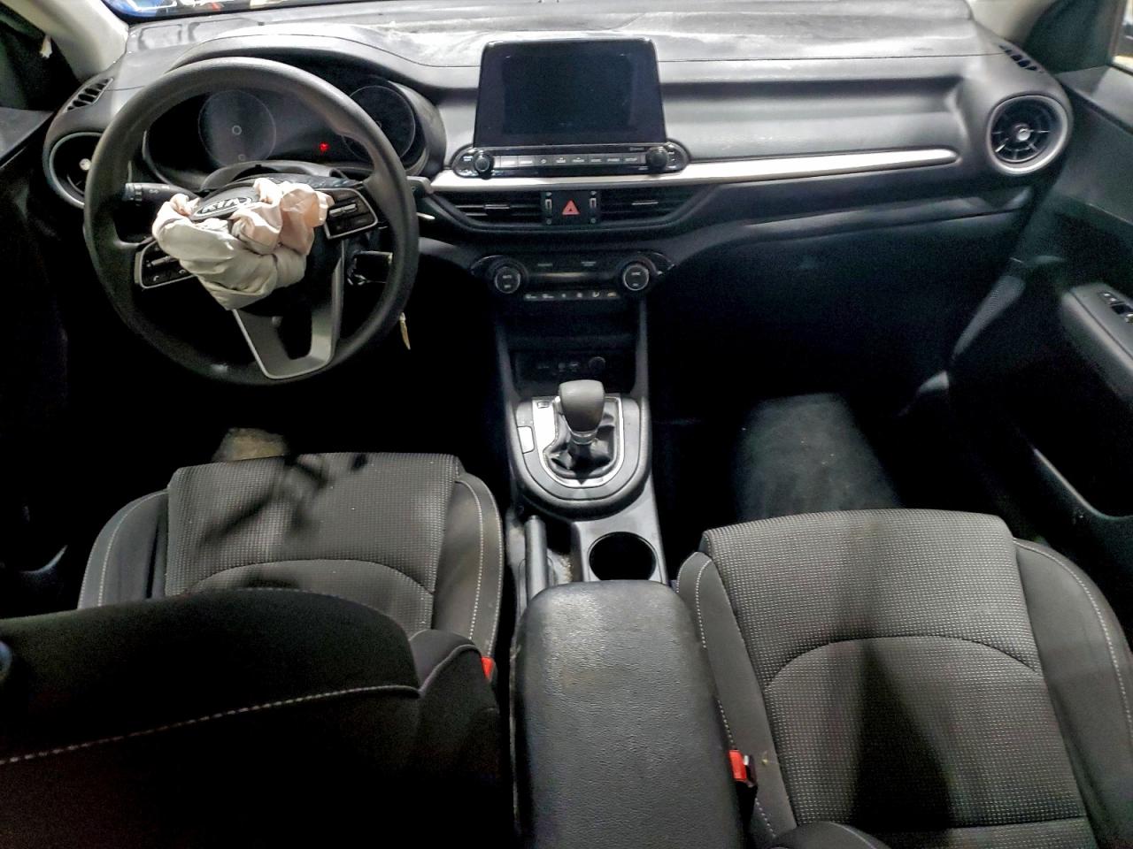2019 KIA FORTE FE photo 8