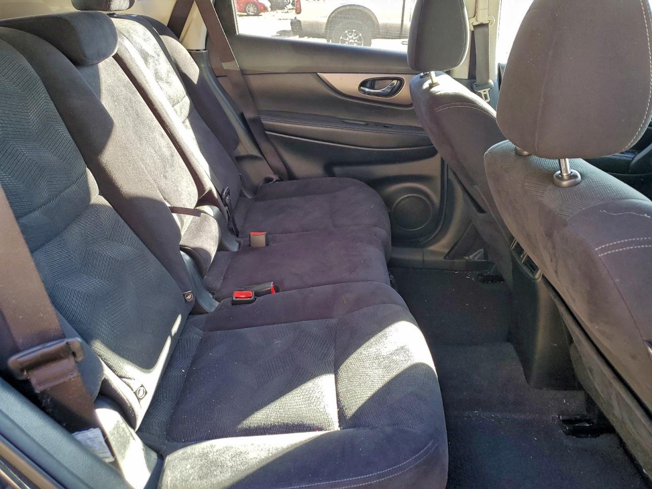 2016 NISSAN ROGUE S photo 11