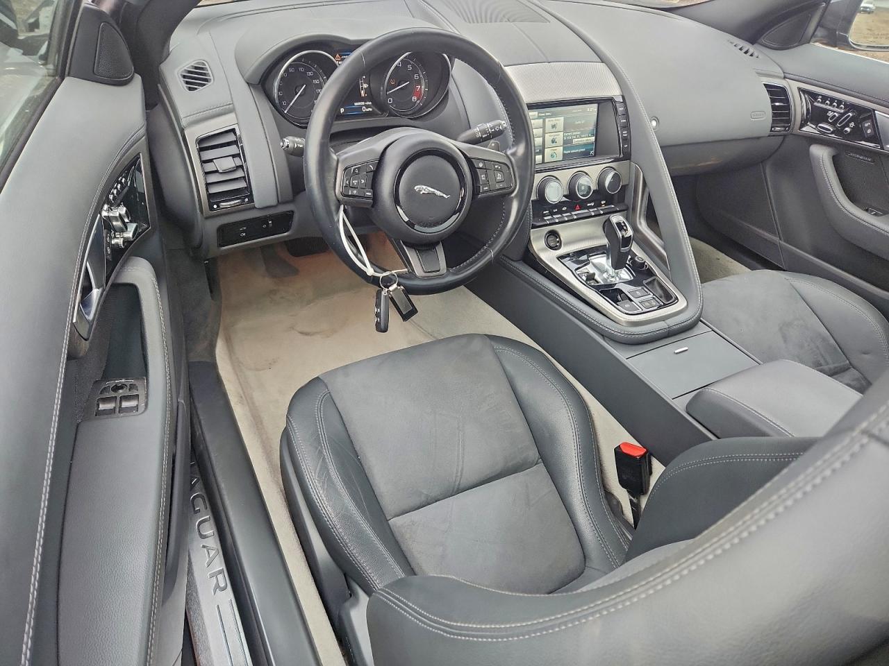 2015 JAGUAR F-TYPE photo 8