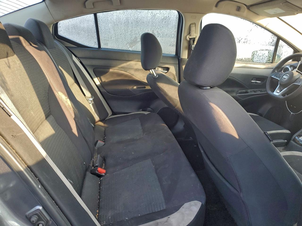 2021 NISSAN VERSA SV photo 19