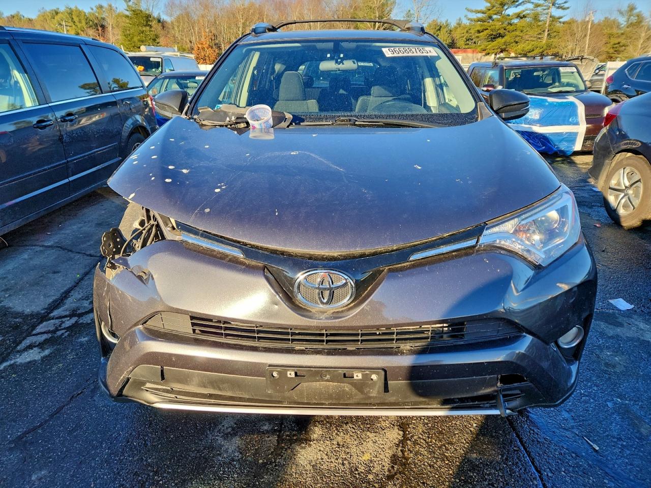 2016 TOYOTA RAV4 XLE photo 5
