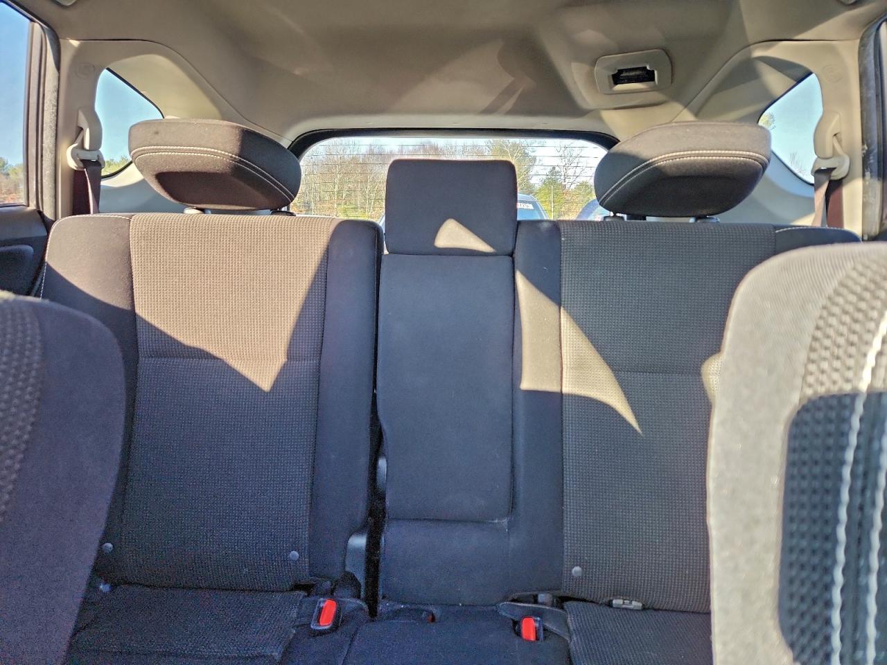 2016 TOYOTA RAV4 XLE photo 10