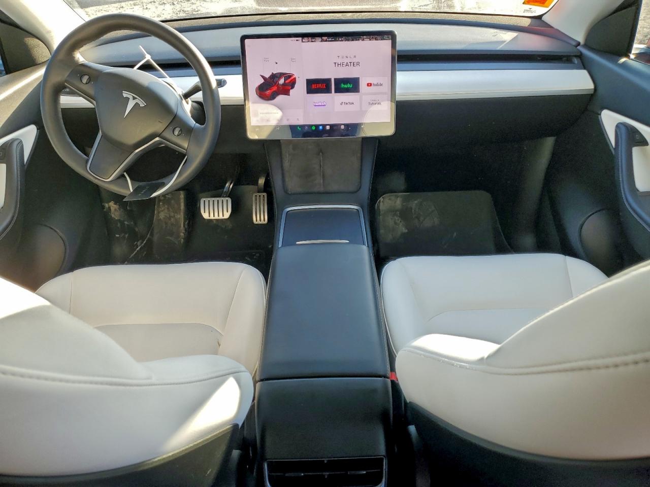 2021 TESLA MODEL Y photo 8