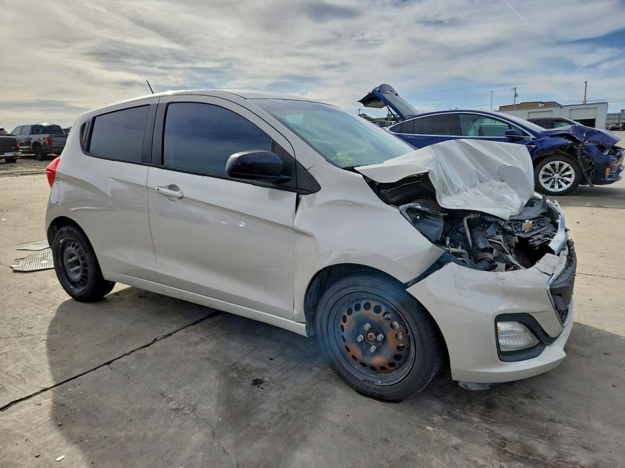 2019 CHEVROLET SPARK LS photo 4