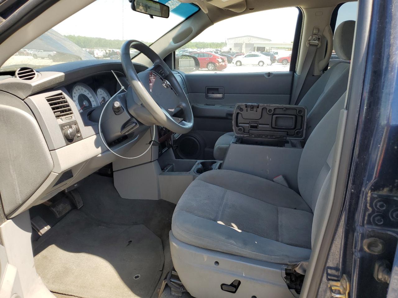 2004 DODGE DURANGO SLT photo 7
