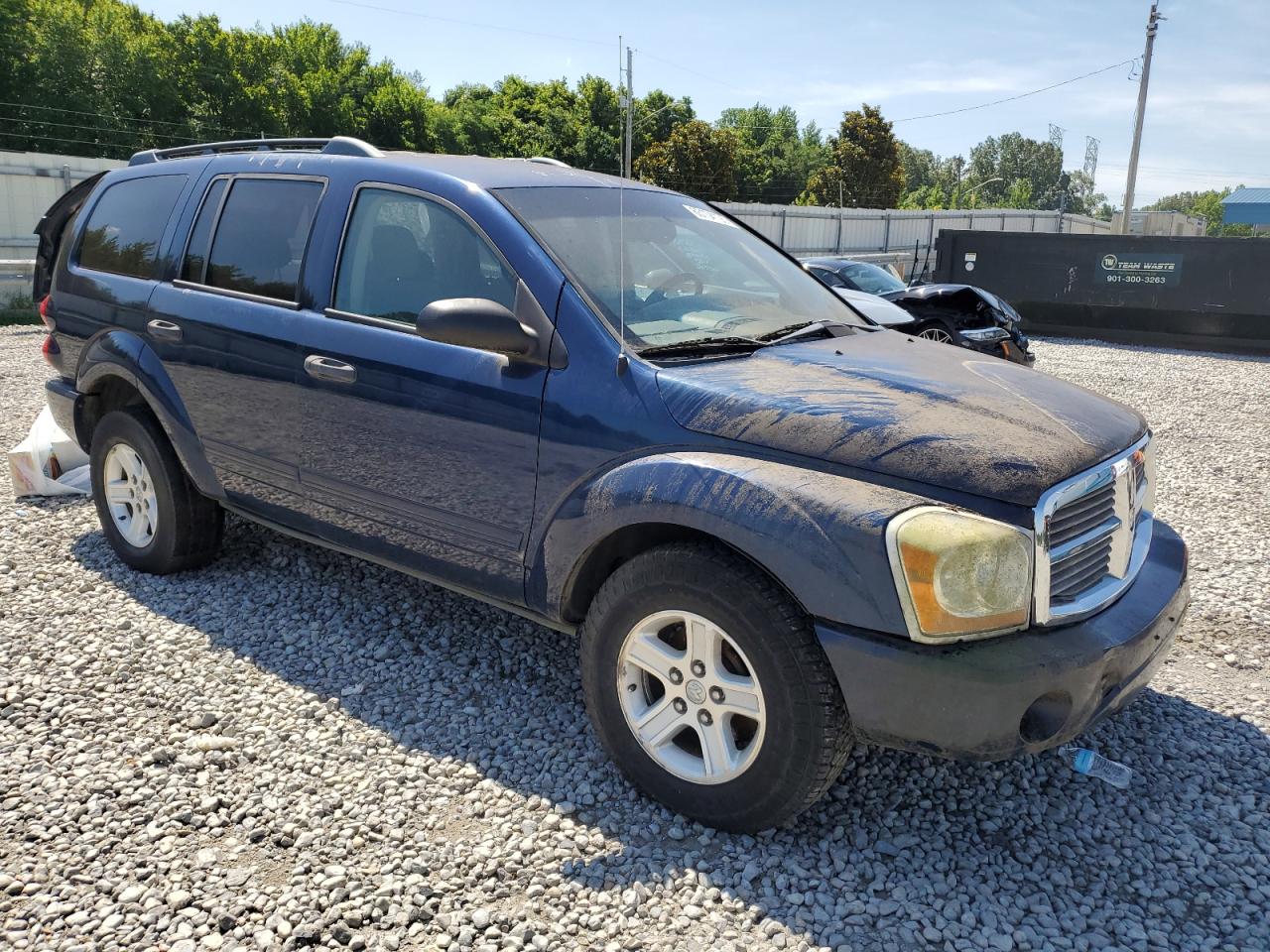 2004 DODGE DURANGO SLT photo 4