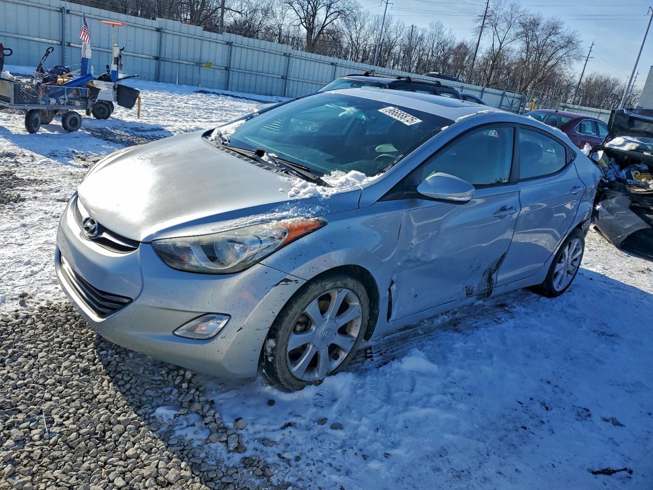 2013 HYUNDAI ELANTRA