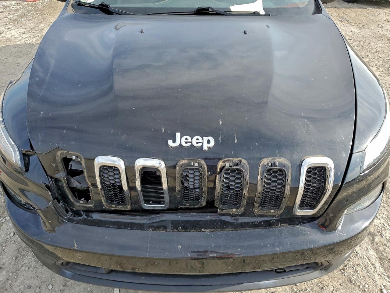 2017 JEEP CHEROKEE LATITUDE photo 12