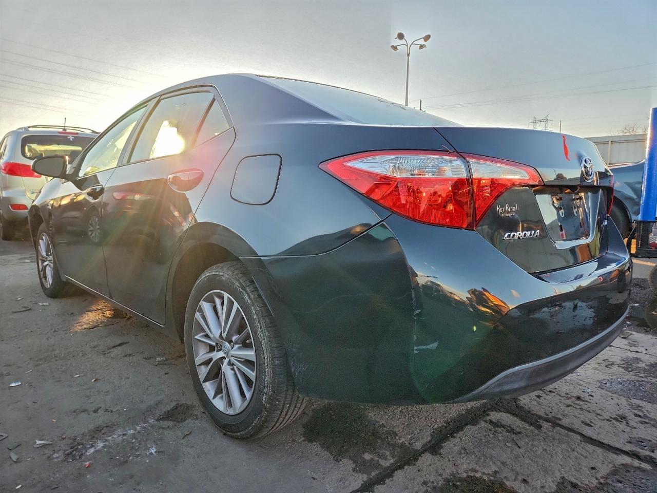 2014 TOYOTA COROLLA L photo 2