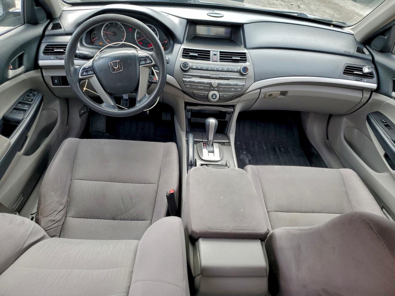 2011 HONDA ACCORD LX photo 8