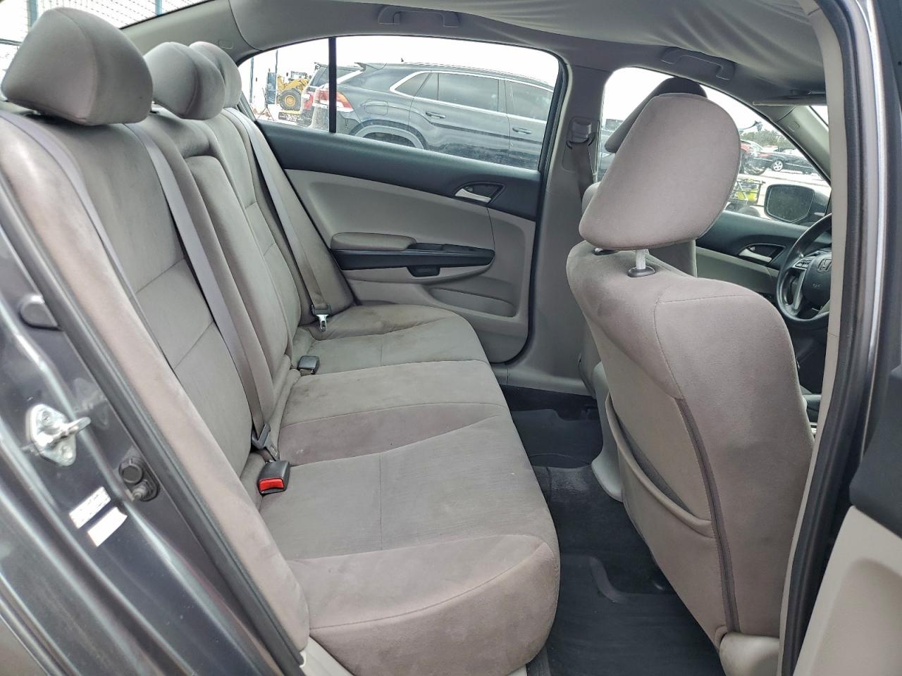 2011 HONDA ACCORD LX photo 10