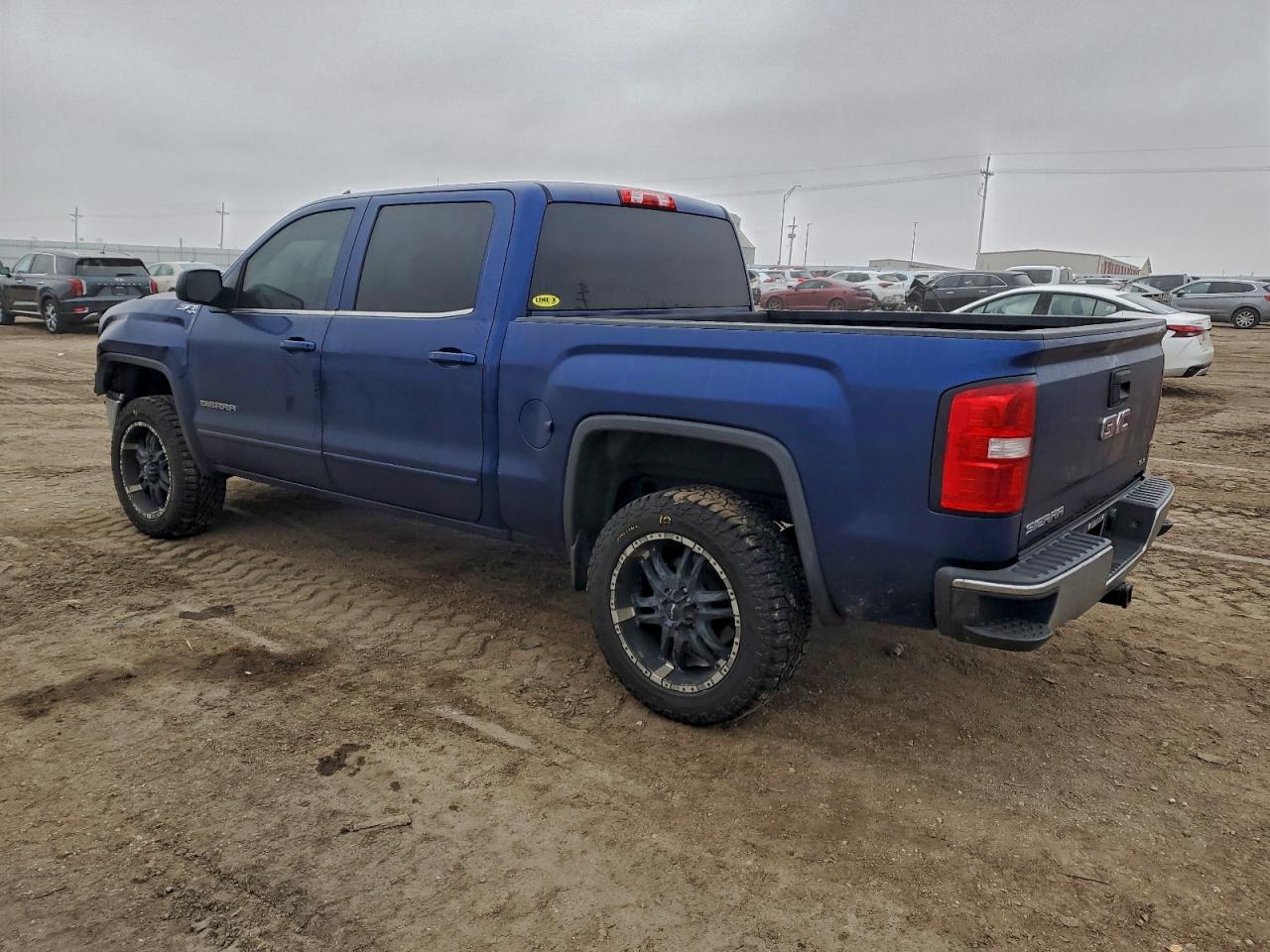 2014 GMC SIERRA K1500 SLE photo 2