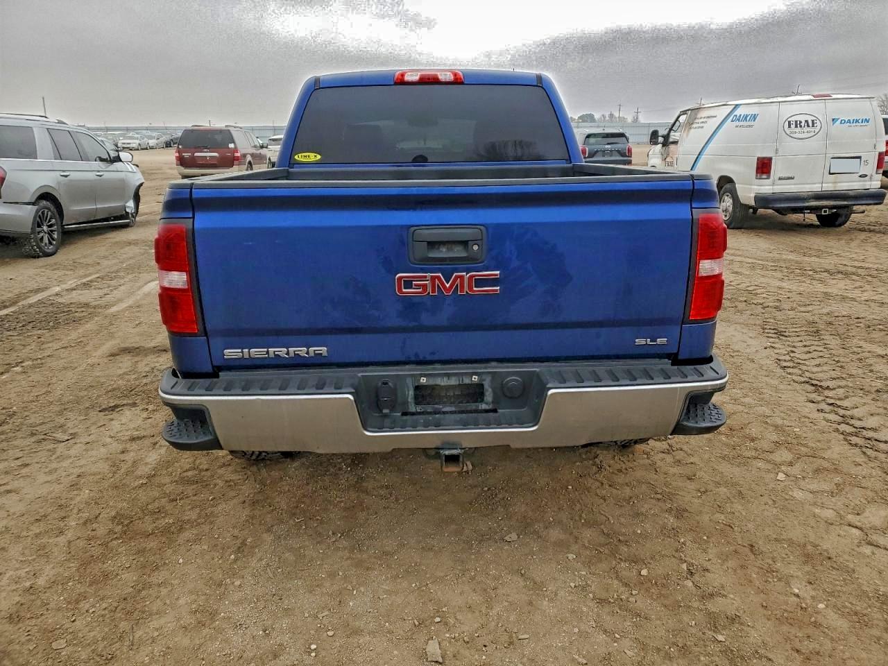 2014 GMC SIERRA K1500 SLE photo 6