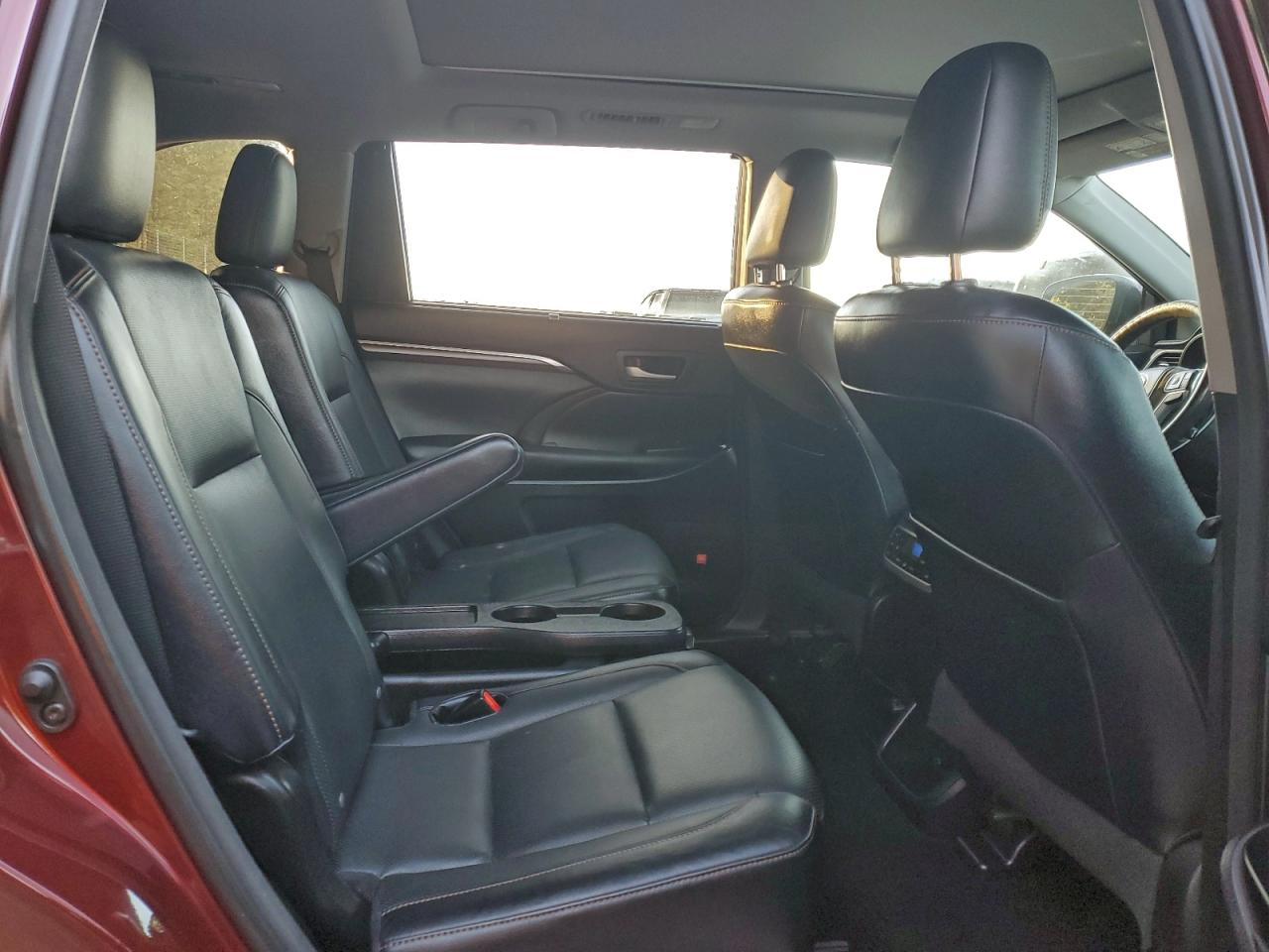 2014 TOYOTA HIGHLANDER LIMITED photo 10