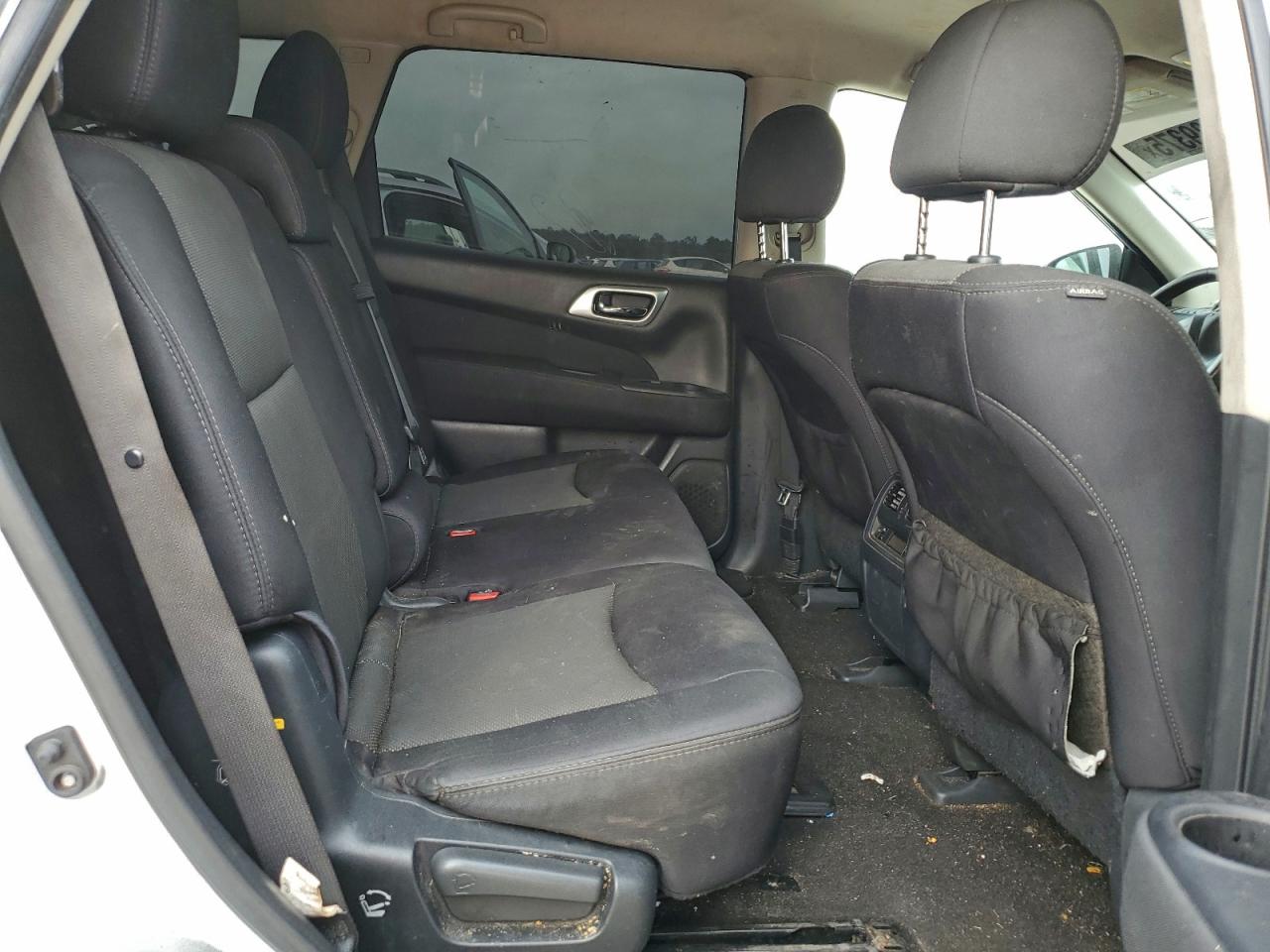 2017 NISSAN PATHFINDER S photo 11