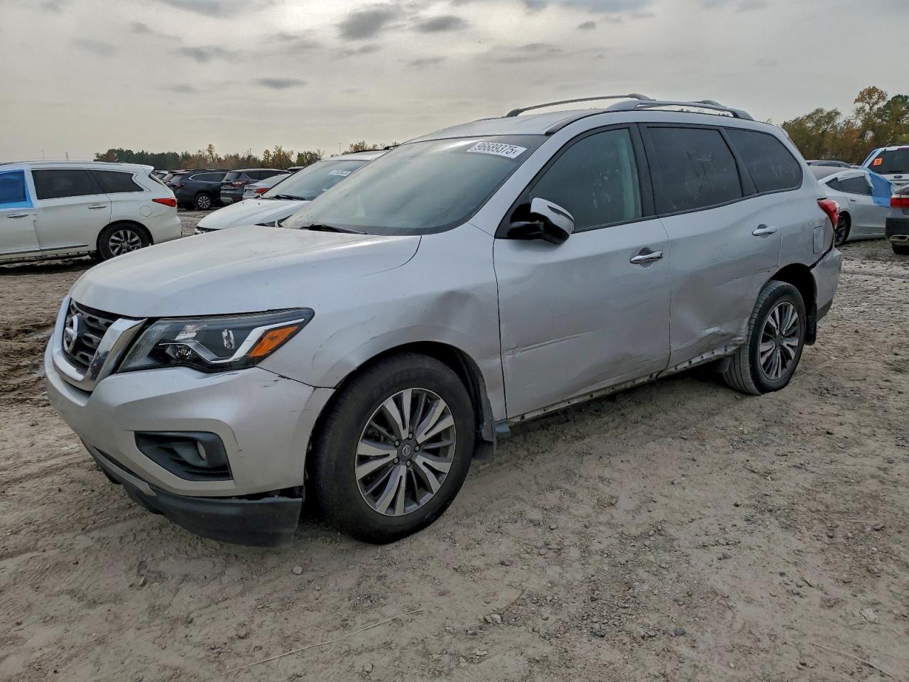 2017 NISSAN PATHFINDER