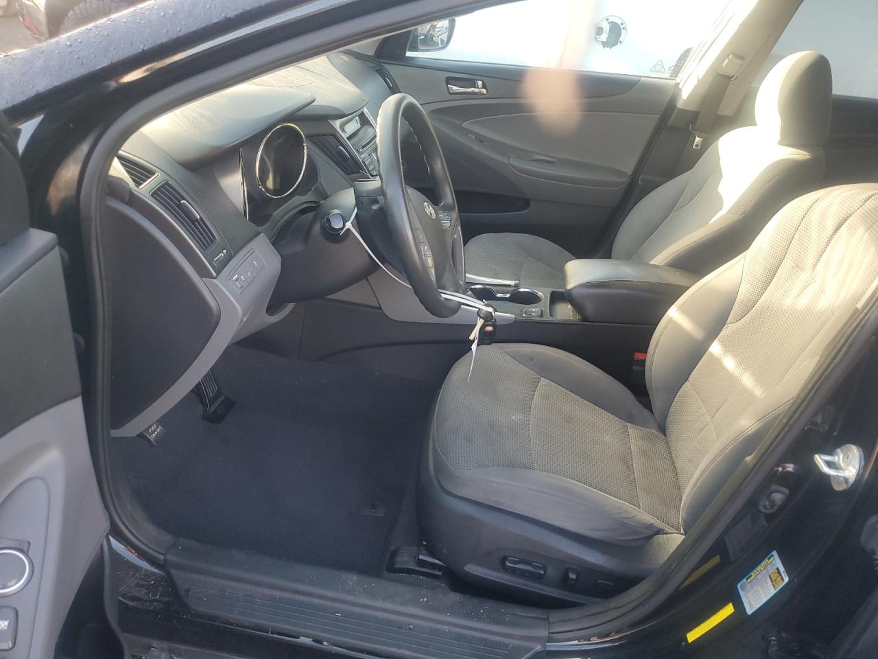 2013 HYUNDAI SONATA GLS photo 19
