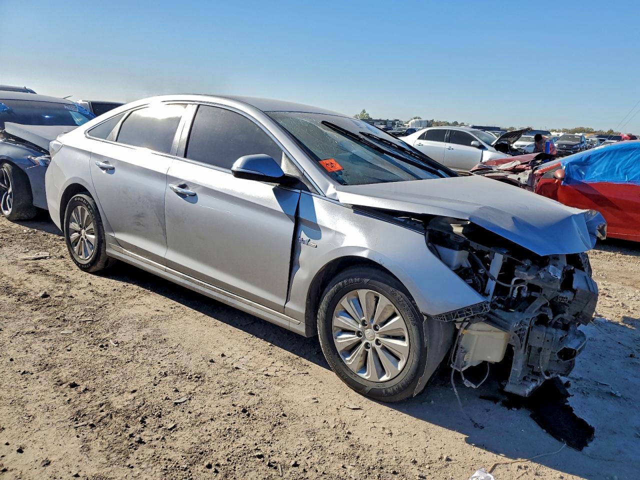 2016 HYUNDAI SONATA HYBRID photo 4