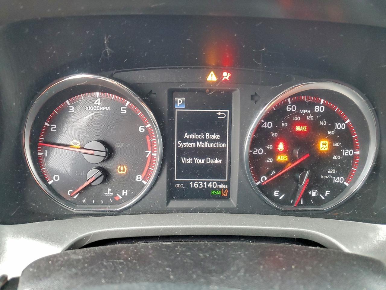 2017 TOYOTA RAV4 SE photo 9