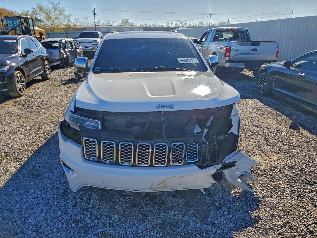 2020 JEEP GRAND CHEROKEE OVERLAND photo 5