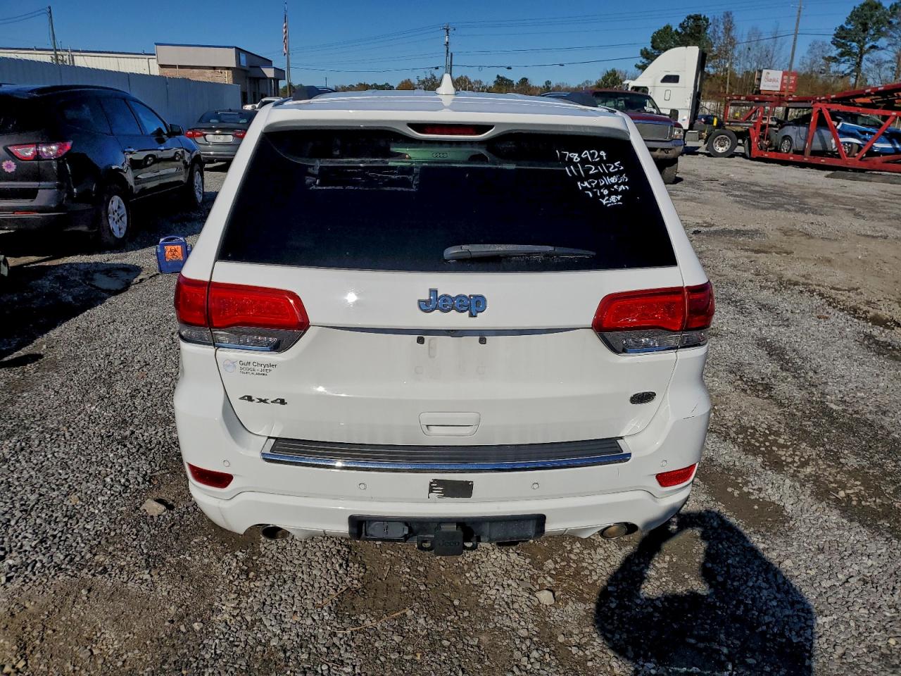 2020 JEEP GRAND CHEROKEE OVERLAND photo 6