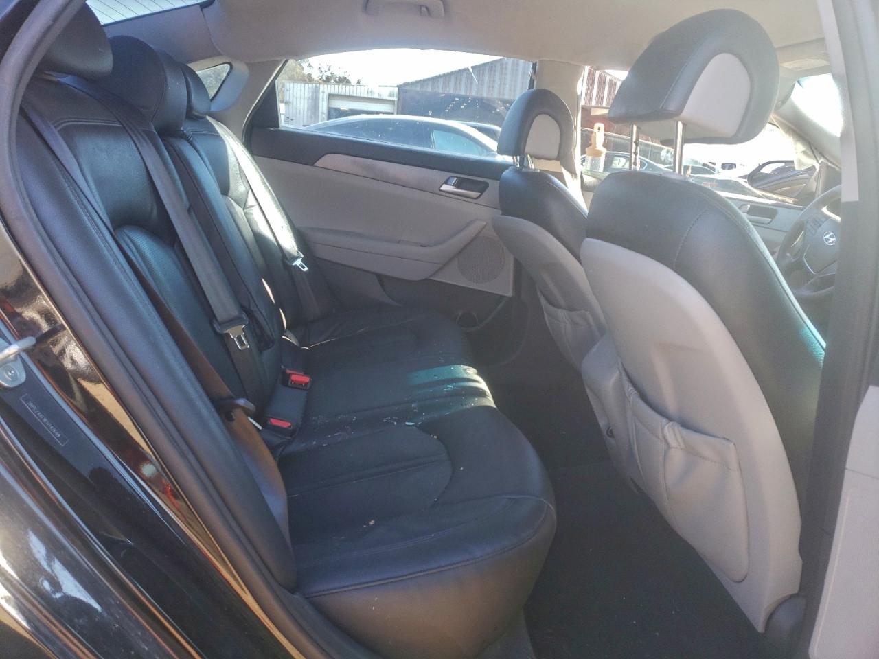 2015 HYUNDAI SONATA SE photo 10