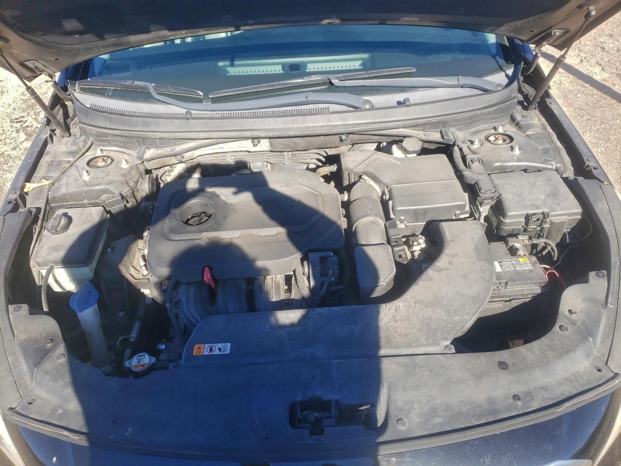 2015 HYUNDAI SONATA SE photo 11