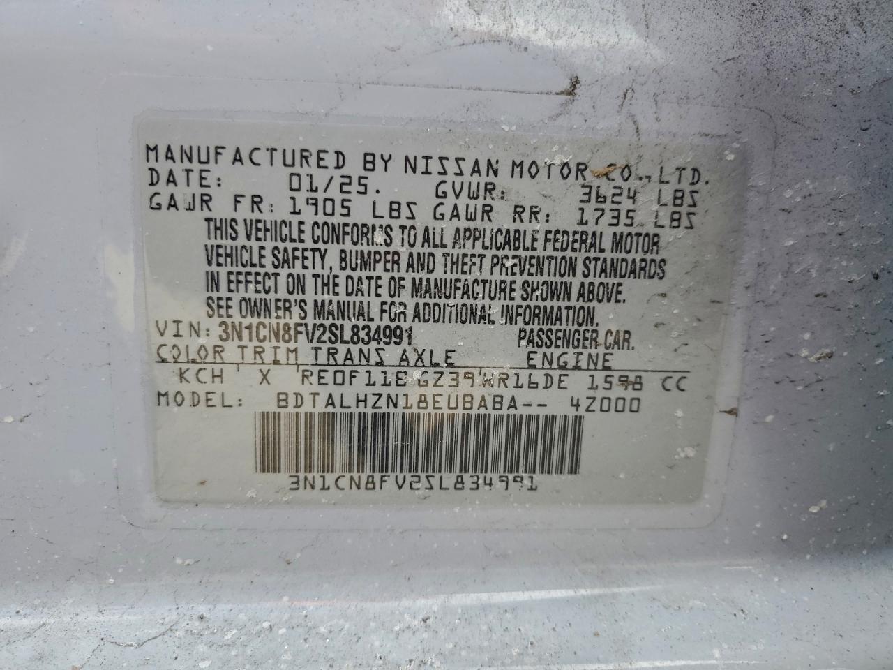 2025 NISSAN VERSA SR photo 12