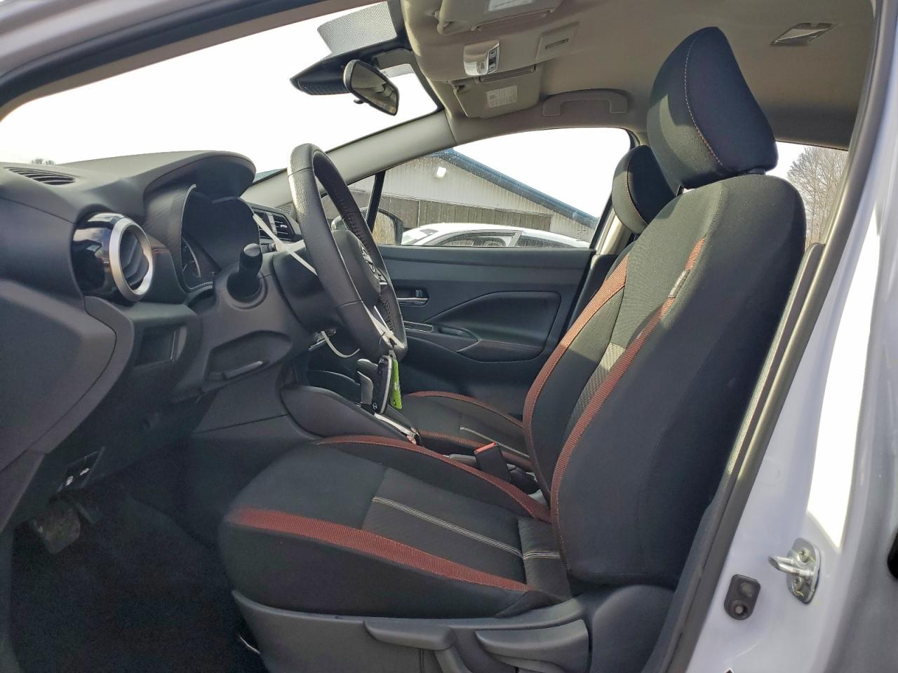 2025 NISSAN VERSA SR photo 7
