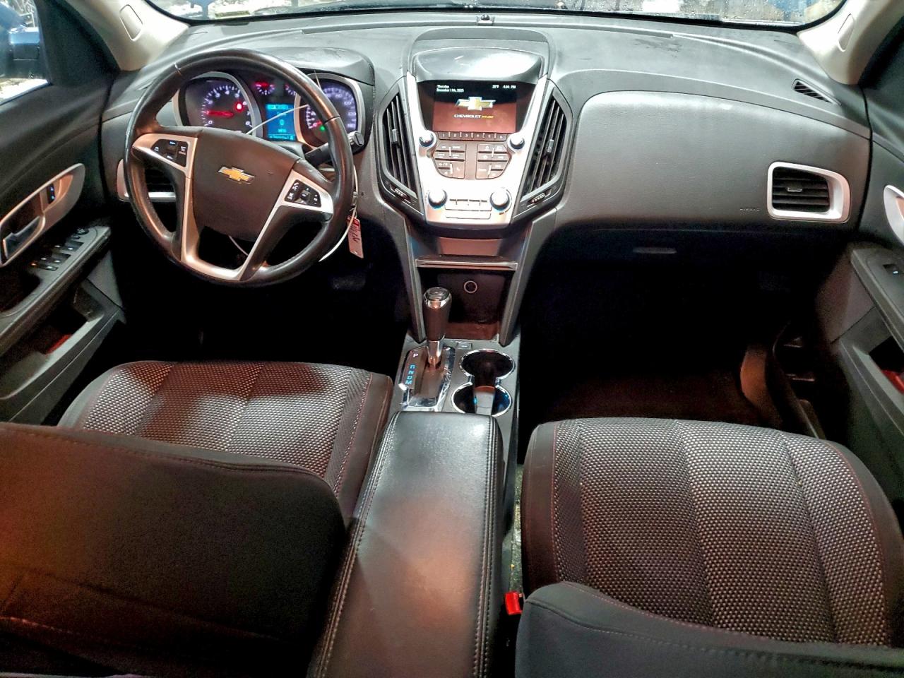 2017 CHEVROLET EQUINOX LT photo 8