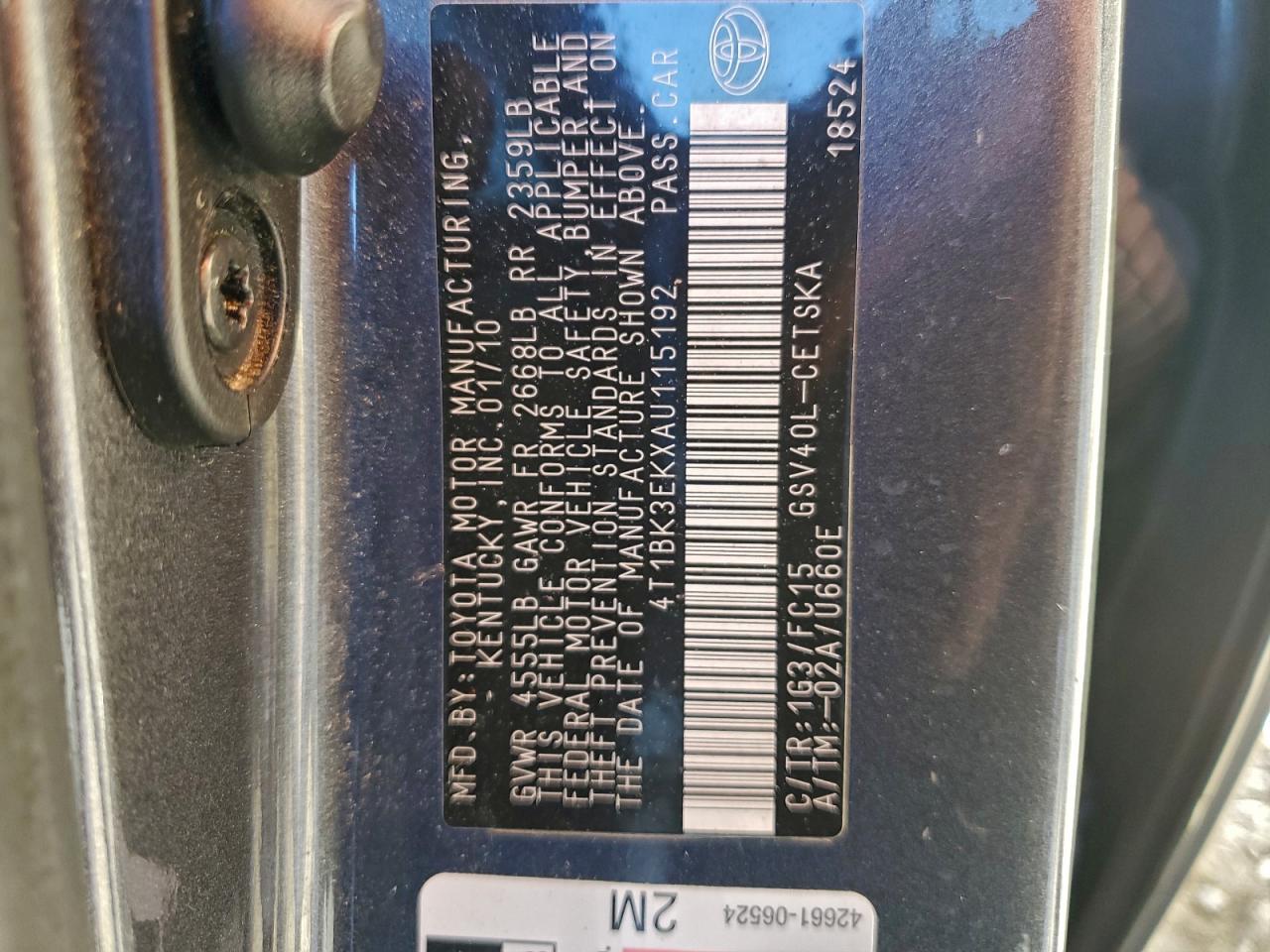 2010 TOYOTA CAMRY SE photo 12
