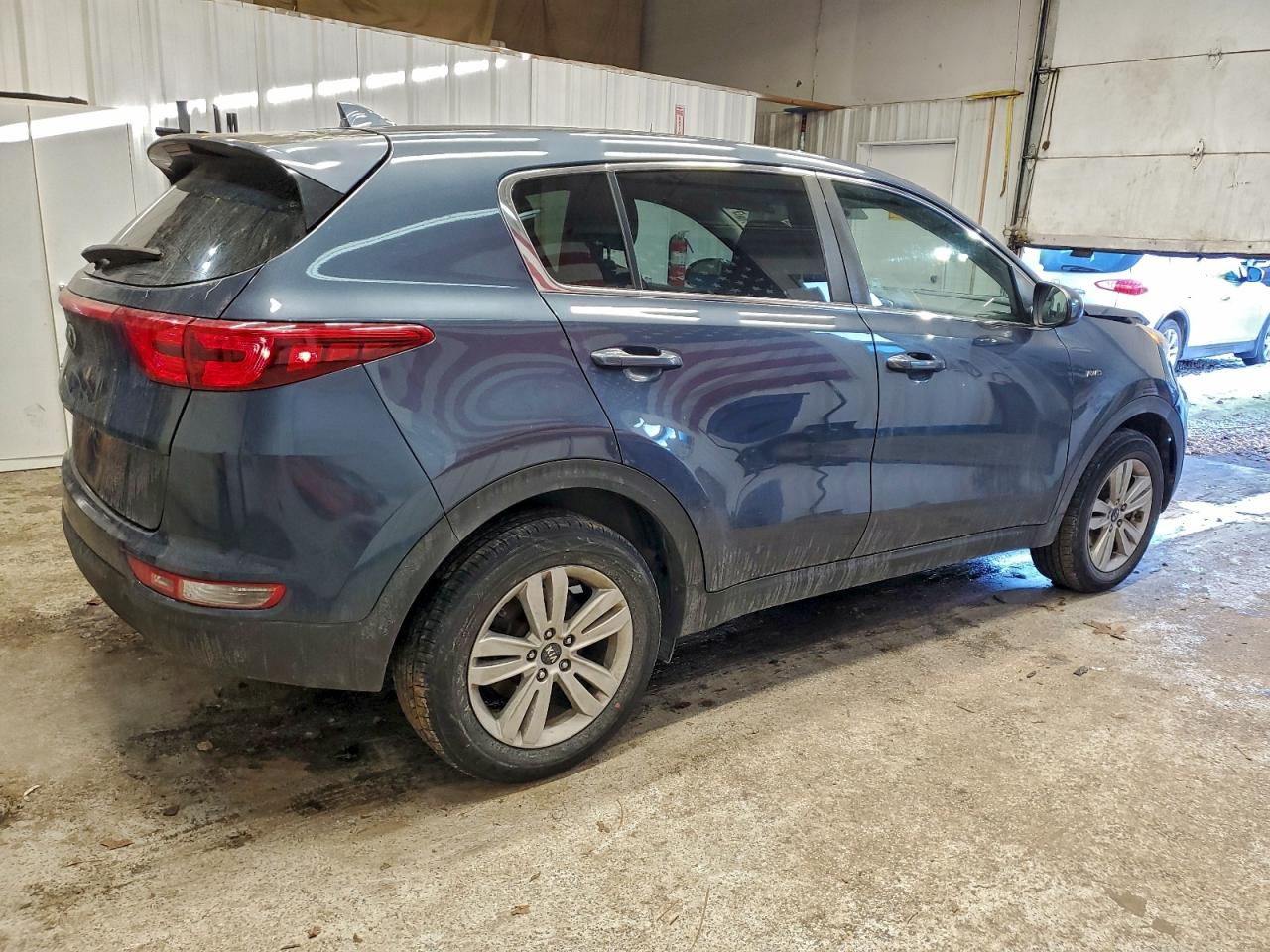 2018 KIA SPORTAGE LX photo 5