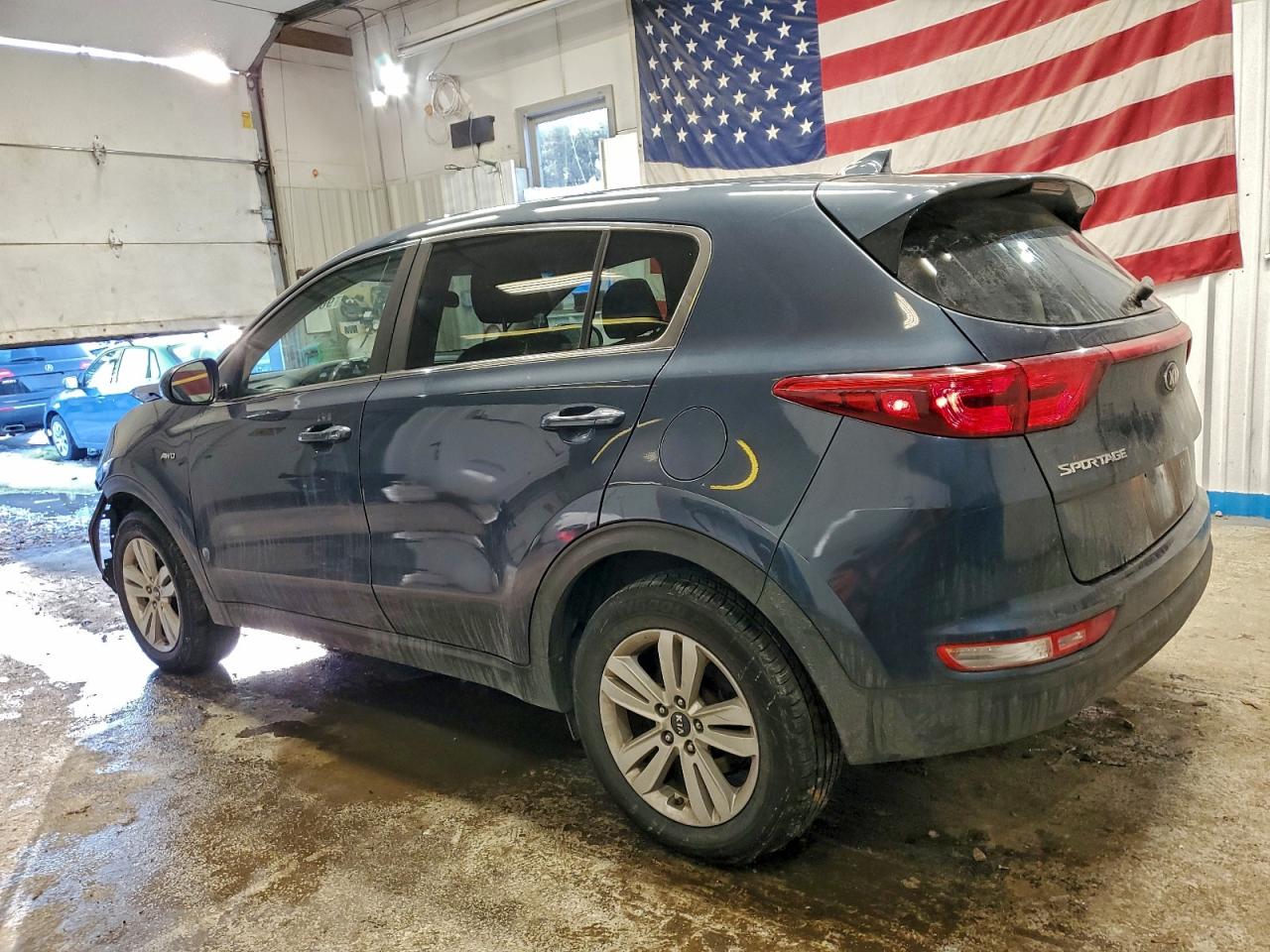 2018 KIA SPORTAGE LX photo 3