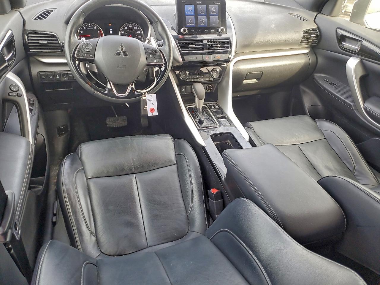 2022 MITSUBISHI ECLIPSE CROSS SE photo 8