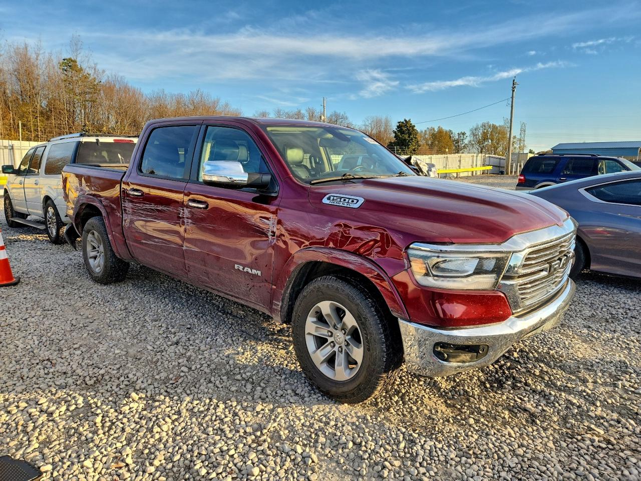 2019 RAM 1500 LARAMIE photo 4