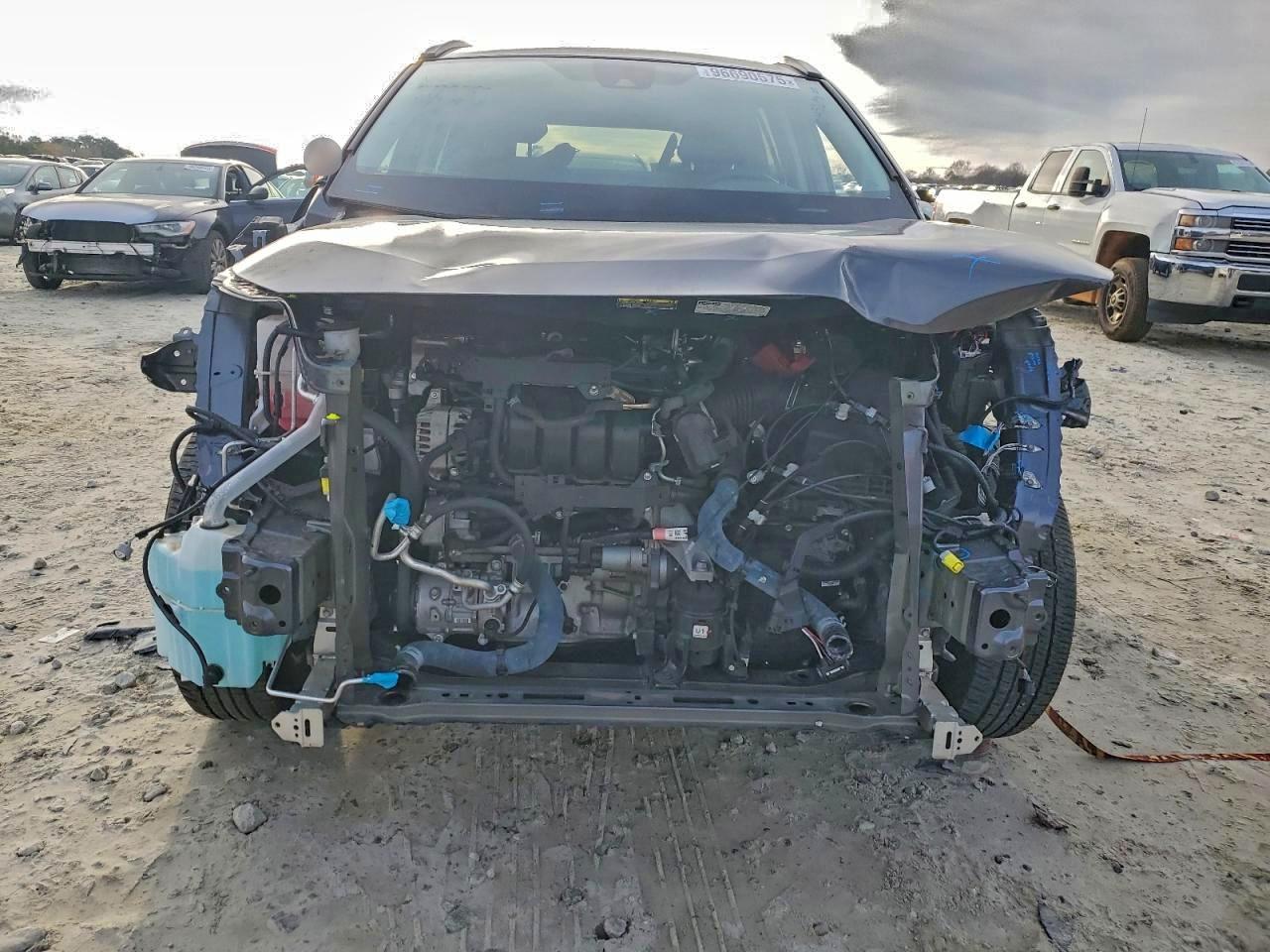 2021 TOYOTA RAV4 LE photo 5